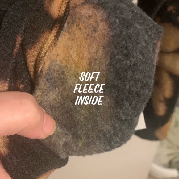 Molli Bleach Dyed Brushed Crop Sweatshirt - Picture 12 of 12